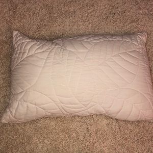 Decorative throw pillow